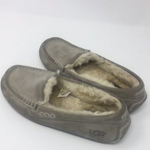 Ugg suede slippers in dove gray women’s size 7